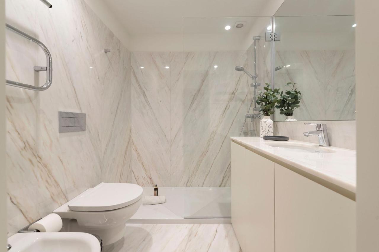 Mouzinho Luxury 3Br Flat L 5 Min Walk To Ribeira By Lovelystay Porto Eksteriør billede